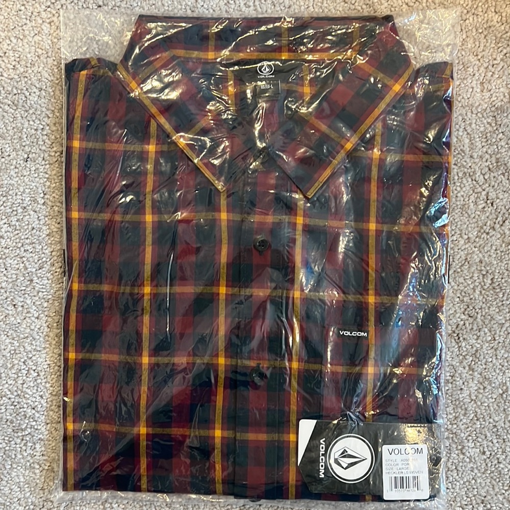 Volcom Button Down